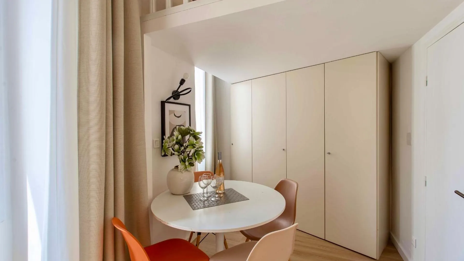 Suede Promenade Duplex Apartment At 1 Min From The Sea 2 Bathrooms Nicea